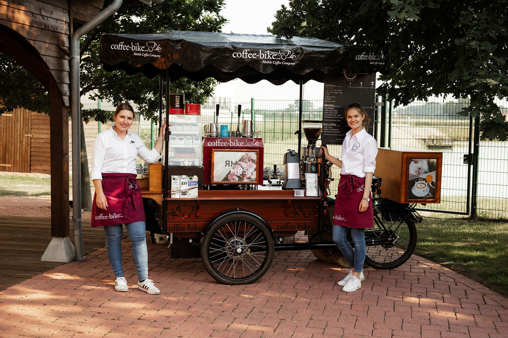 Coffee-Bike als mobile Kaffeebar auf einer Hochzeit 2026.
