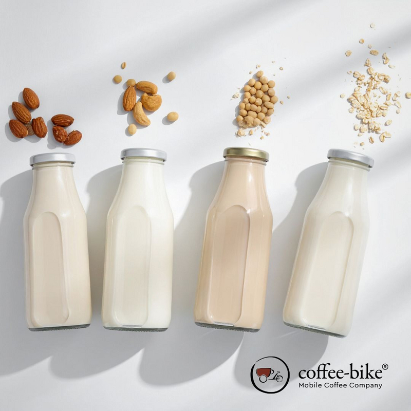 Vier unterschiedliche Milchalternativen im Vergleich